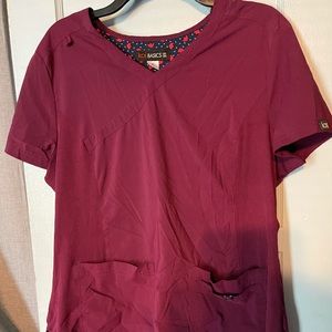 Scrub top